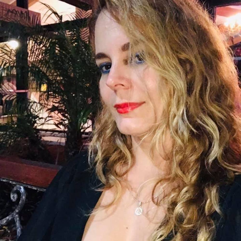 Meet your Posher, Lucero